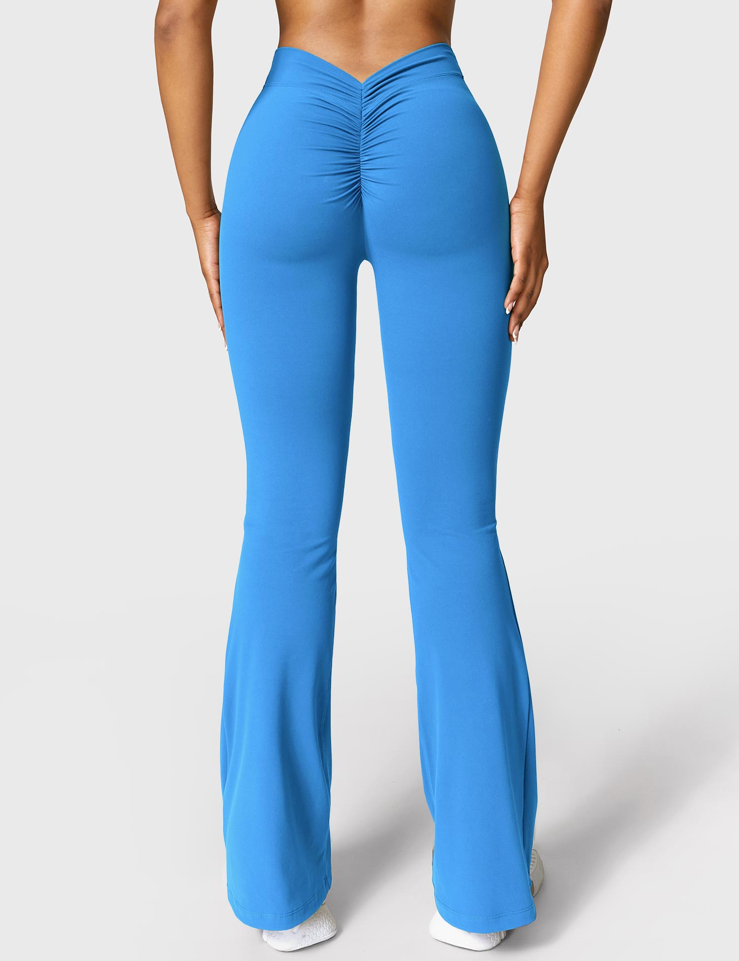 R&B | Ausgestellte Leggings mit V-Ausschnitt