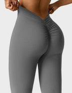 R&B | Ausgestellte Leggings mit V-Ausschnitt