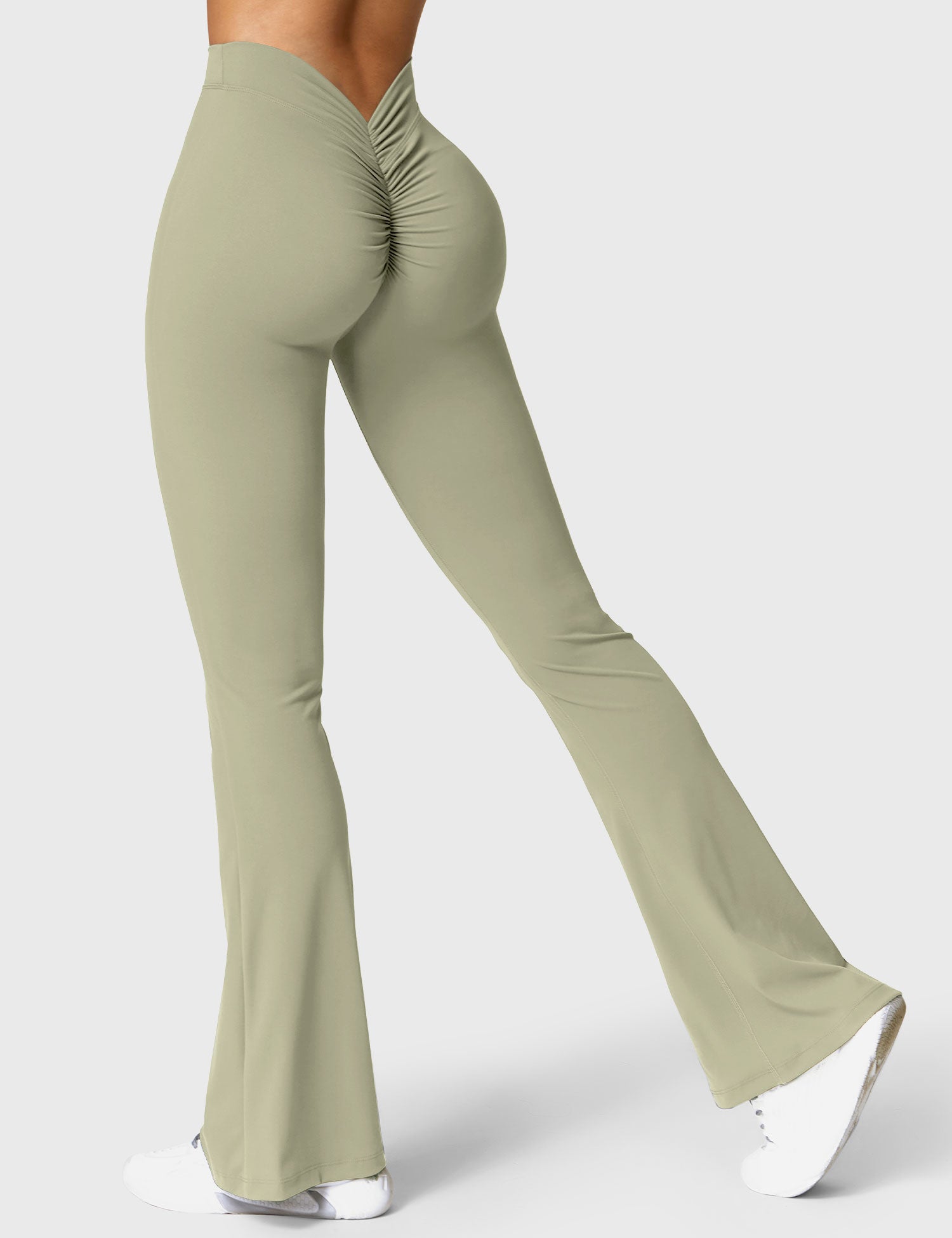 R&B | Ausgestellte Leggings mit V-Ausschnitt
