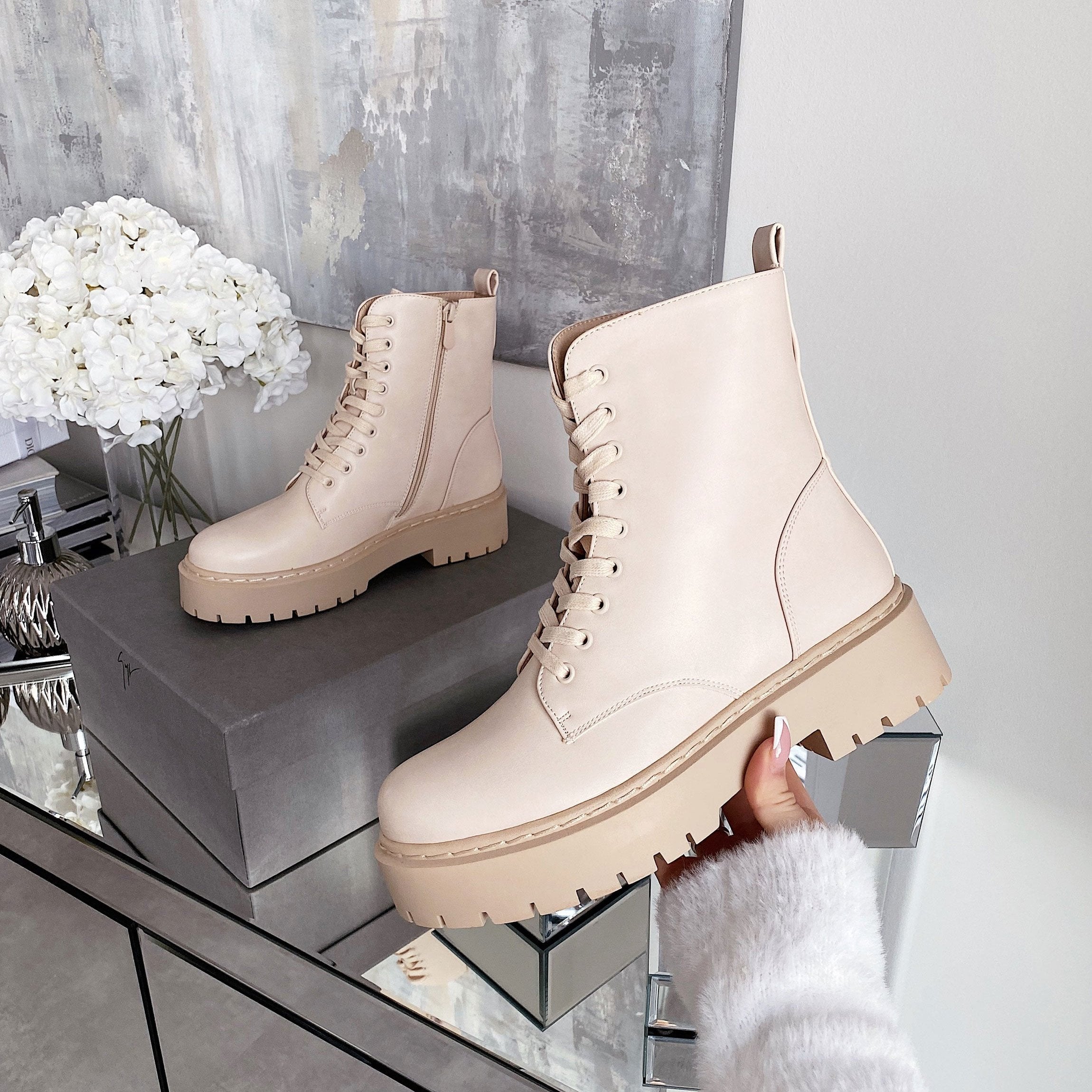 Serena beige Stiefel R&B